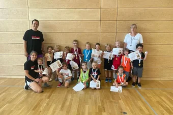 Großer Tag für kleine Basketballer: 15 Kinder holen sich das Wichtel-Abzeichen!
