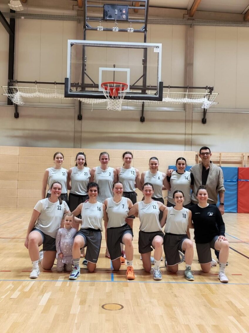 Damen 1 holen am letzten Spieltag die Landesligameisterschaft